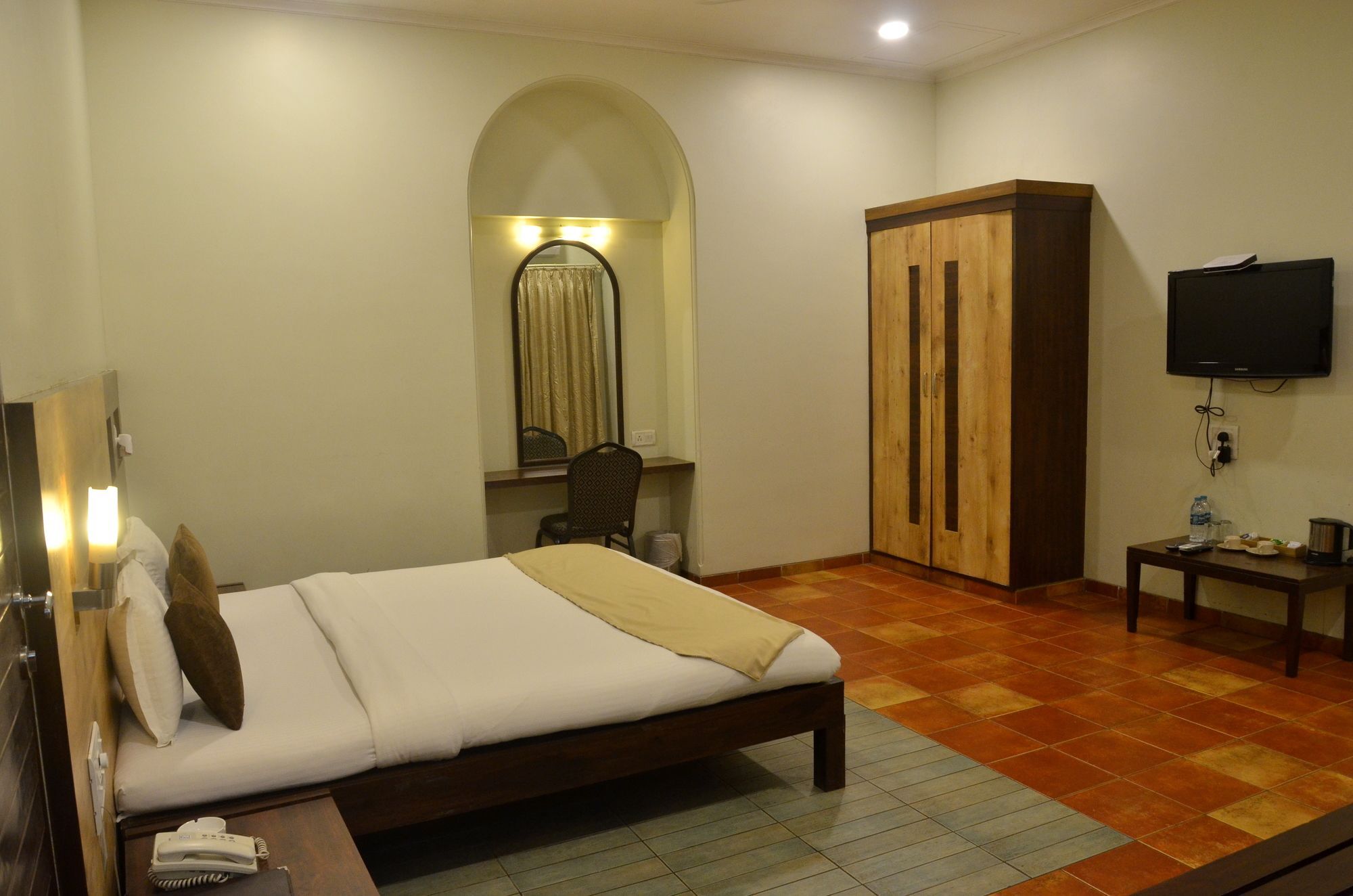 Zaras Resort Lonavala Exterior foto