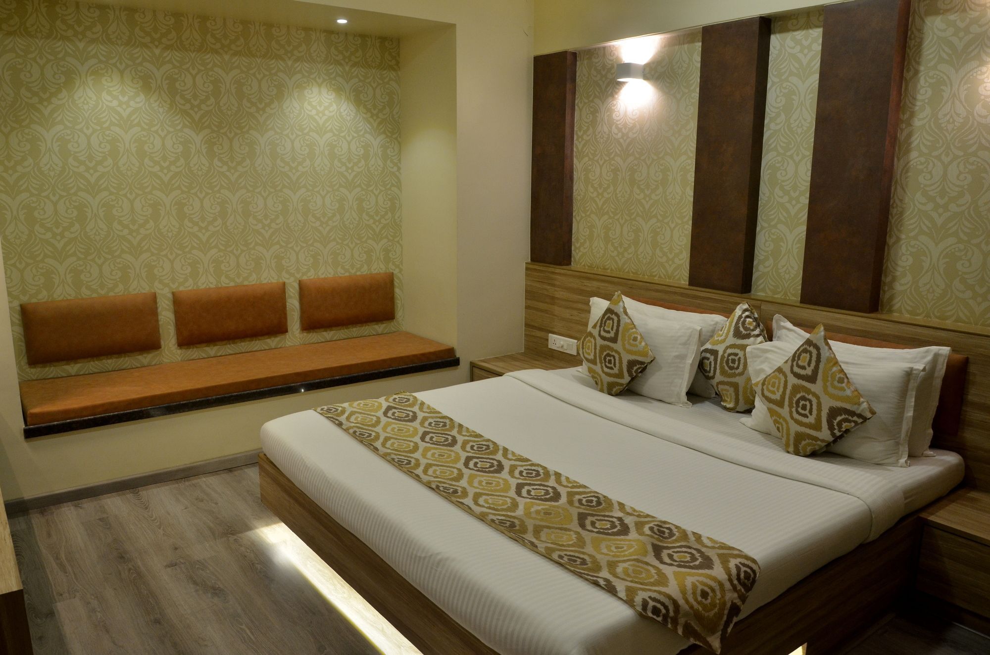 Zaras Resort Lonavala Exterior foto